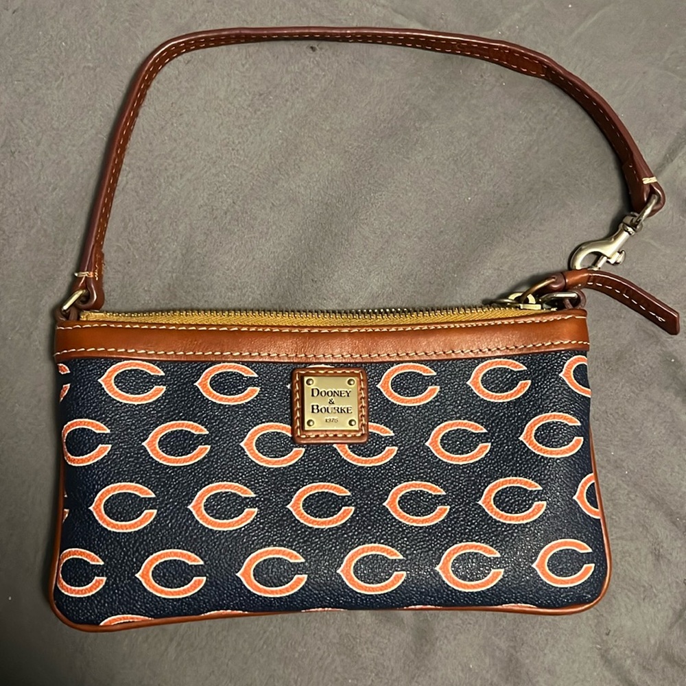 Dooney & Bourke wristlet Chicago Bears